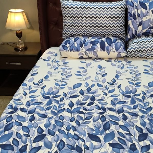 Blue leaf bed sheet